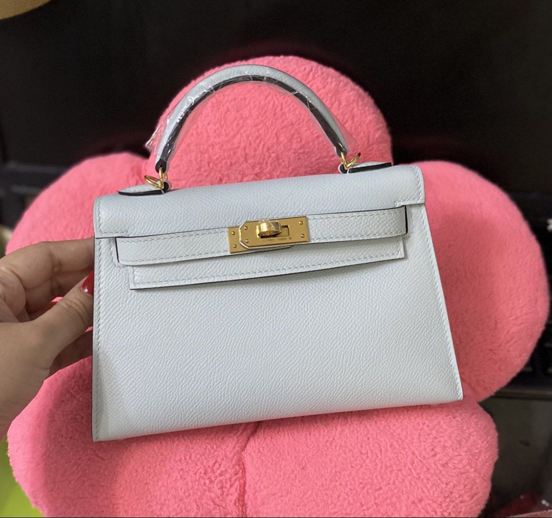 HERMES mini kelly (Category: Luxury Bags & Wallets) located in San Mateo. Submitted by kluxuryy (Listing ID 1459570432, Image 1). Description: OFFER YOUR PRICE NEGOTIABLE powder blue with strap.