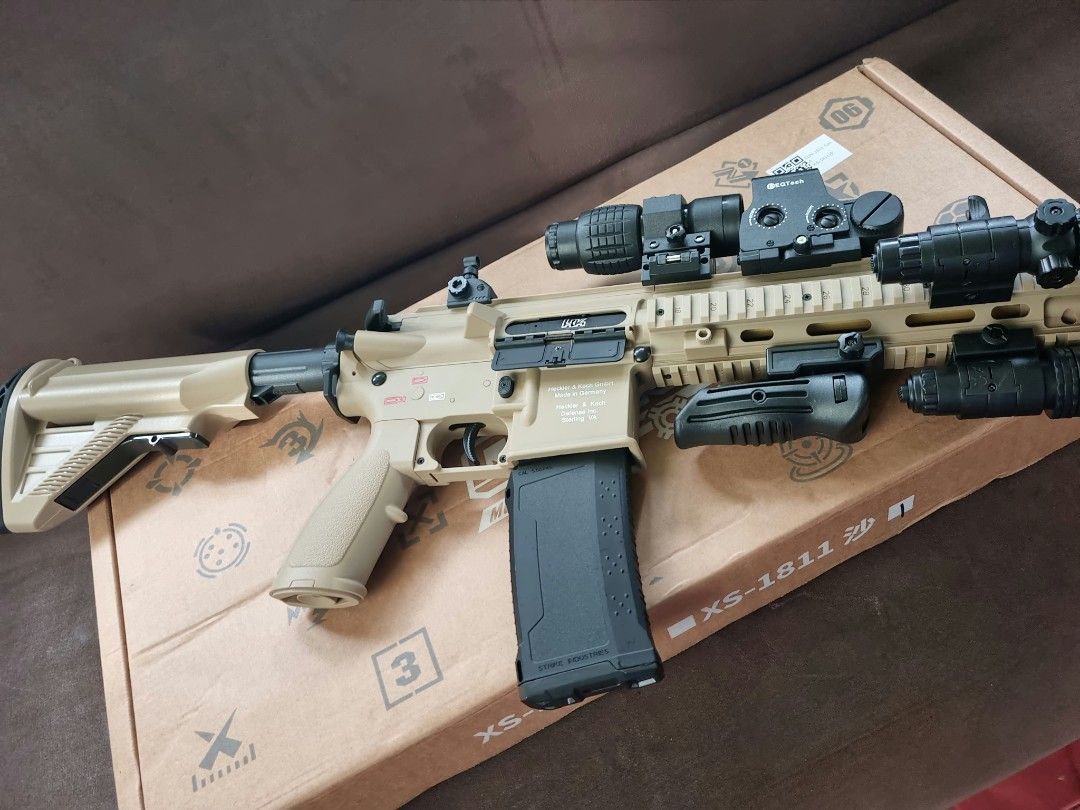 High End HK416v2 Gel Blaster (Category: Action & Battle Toys) located in Santa Rita. Submitted by coolguy29 (Listing ID 1459639211, Image 3). Description: 🔥 Brand new High end HK416 v2, full nylon body at may blowback na, 3-4 hours bago ma lowbat at umaabot na range nito ng 60-90ft kase 230fps-250fps na lakas nito. Sobra dami narin kasama attachments nito at naka prime magazine narin. Perfect pang hobby/sports play oh pang regalo mo sa sarili mo