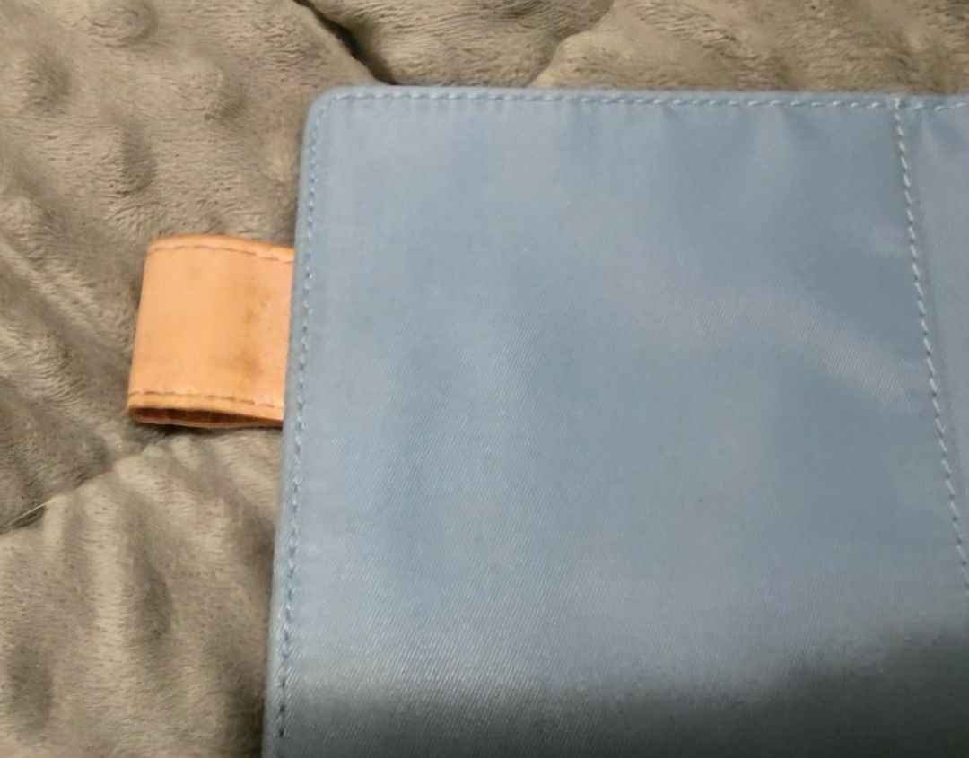 Hobonichi Planner Cover Beige (Category: Stationery & School Supplies) located in Las Pinas. Submitted by insouciant_worrier (Listing ID 1459656875, Image 3). Description: - Hobonichi planner cover - Fits A6 size planners - Multiple card slots and pockets inside - Minor exterior marks and signs of wear (please check photos for details).