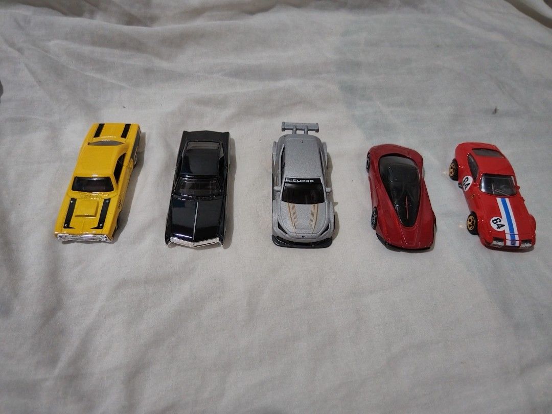 Hot Wheels Toys (Category: Vehicle & Diecast Models) located in Manila. Submitted by trixie1996 (Listing ID 1459665122, Image 2). Description: For sale 200 each Delivery via Jnt Lalamove Gogoexpress Pickup are available Location San Juan manila Pm me if you're interested thankyou.