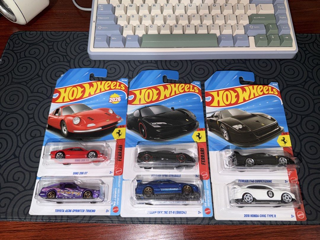 Hotwheels Set (Category: Vehicle & Diecast Models) located in Mabalacat. Submitted by koziii1 (Listing ID 1459687485, Image 1). Description: TAKE ALL ONLY PRICE: ₱1,500 NEAR MINT, bawal sa maselan wysiwyg can chat me on FB just pm in carousell app .