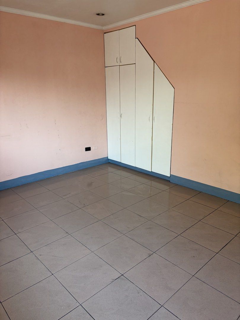 House for rent pasay city (Category: Looking For) located in Manila. Submitted by nadiness (Listing ID 1459625825, Image 1). Description: House for rent pasay city 3bedroom with 2 bathrooms Parking good for one car plus motor parking With roof deck .