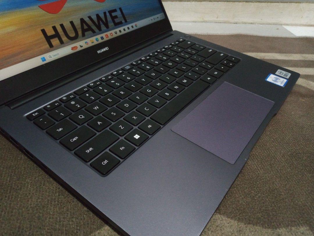 HUAWEI D14 i5 10TH GEN 8RAM 512GB SSD (Category: Laptops & Notebooks) located in San Juan City. Submitted by jehad147 (Listing ID 1459617864, Image 2). Description: HUAWEI D14 i5 10TH GEN 8RAM 512GB SSD Processor: iNTEL CORE i5 10210U CPU 1.60GHz(8 CPUs) 2.1GHz Memory: 8 GB RAM Storage: 512 SSD Storage GRAPHICS: INTEL UHD GRAPHICS 1920 x 1200 (32 bit) (60Hz) 📦PACKAGE INCLUDE • Complete With Box and Receipt • charger ▪︎ Good Condition ▪︎ Test To 