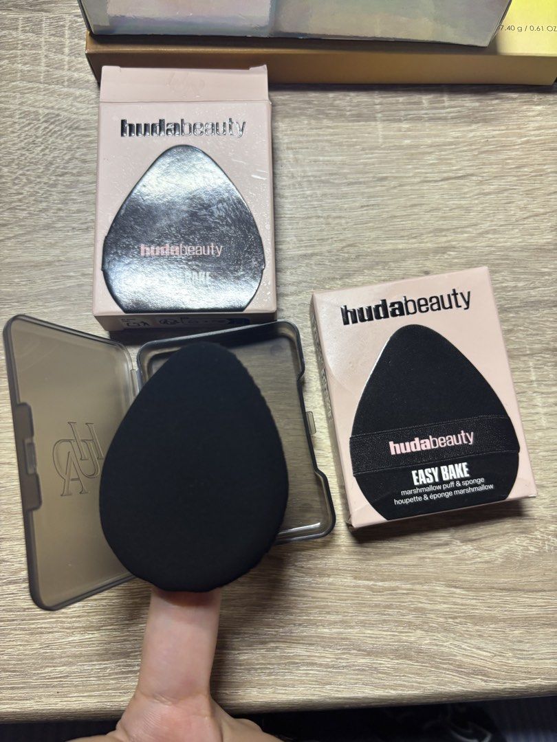 Huda Beauty Easy Bake Puff & Sponge (Category: Makeup) located in Davao. Submitted by mielle_888 (Listing ID 1459587564, Image 3). Description: Huda Beauty Easy Bake Marshmallow Puff & Sponge ‼️Brand New‼️ Bought in Sephora US 1k php EACH.