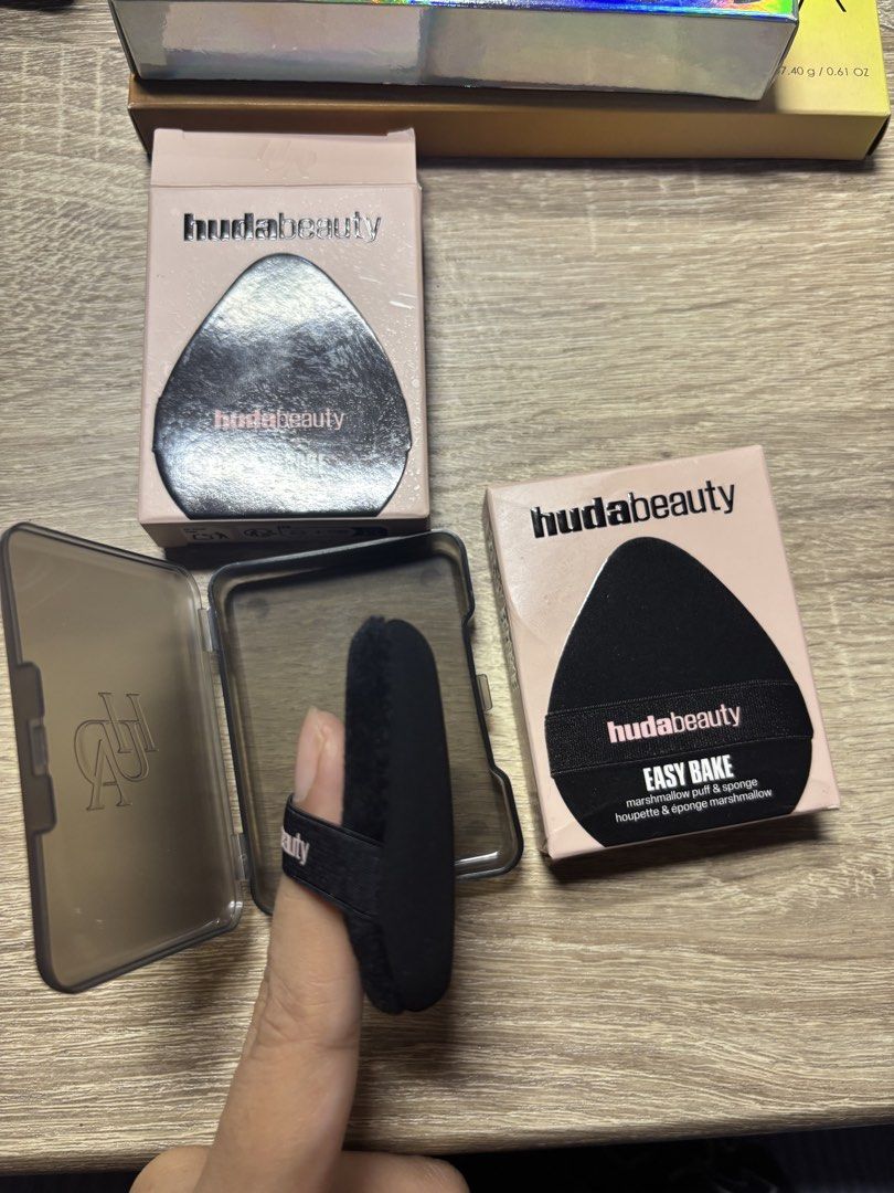 Huda Beauty Easy Bake Puff & Sponge (Category: Makeup) located in Davao. Submitted by mielle_888 (Listing ID 1459587564, Image 2). Description: Huda Beauty Easy Bake Marshmallow Puff & Sponge ‼️Brand New‼️ Bought in Sephora US 1k php EACH.