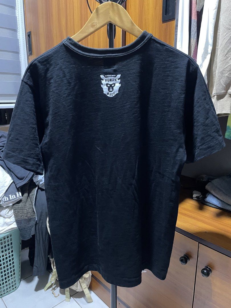 Human Made Graphic T-Shirt Black Large (Category: Tshirts & Polo Shirts ) located in Tagum. Submitted by noobins (Listing ID 1459661830, Image 2). Description: - Human Made graphic t-shirt - Features iconic polar bear design on the front - Small Human Made logo detail on the back - Made from 100% premium cotton - Size: Large - Ideal for everyday casual wear.