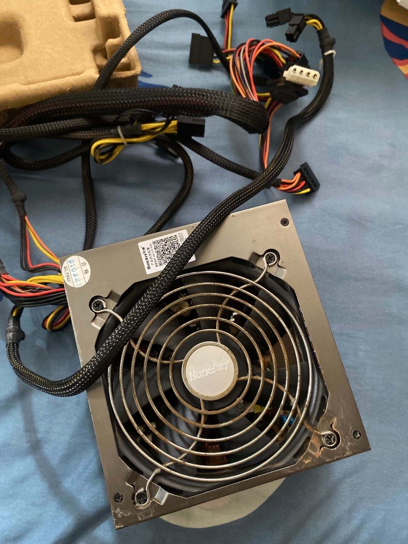 HuntKey GS 450 PSU Model HK450-60PP (Category: Desktops) located in Manila. Submitted by itsdeineella (Listing ID 1459530318, Image 2). Description: 🖥️ HUNTKEY GS450 80+ PSU — HK450-60PP 💰 Price: ₱750 slight negotiable Selling my Huntkey GS450 80+ PSU model: HK450-60PP - tested and working - 80 PLUS certified - PCIe 6+2 pin GPU connector - No known issues (makalawang lang) - no box 📌 Condition: Used, but tested working 📌 Reason for selling: U
