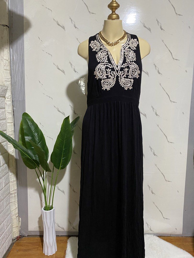INC embroidered black maxi dress (Category: Dresses) located in Taguig. Submitted by KL_Outfits (Listing ID 1459519464, Image 1). Description: .