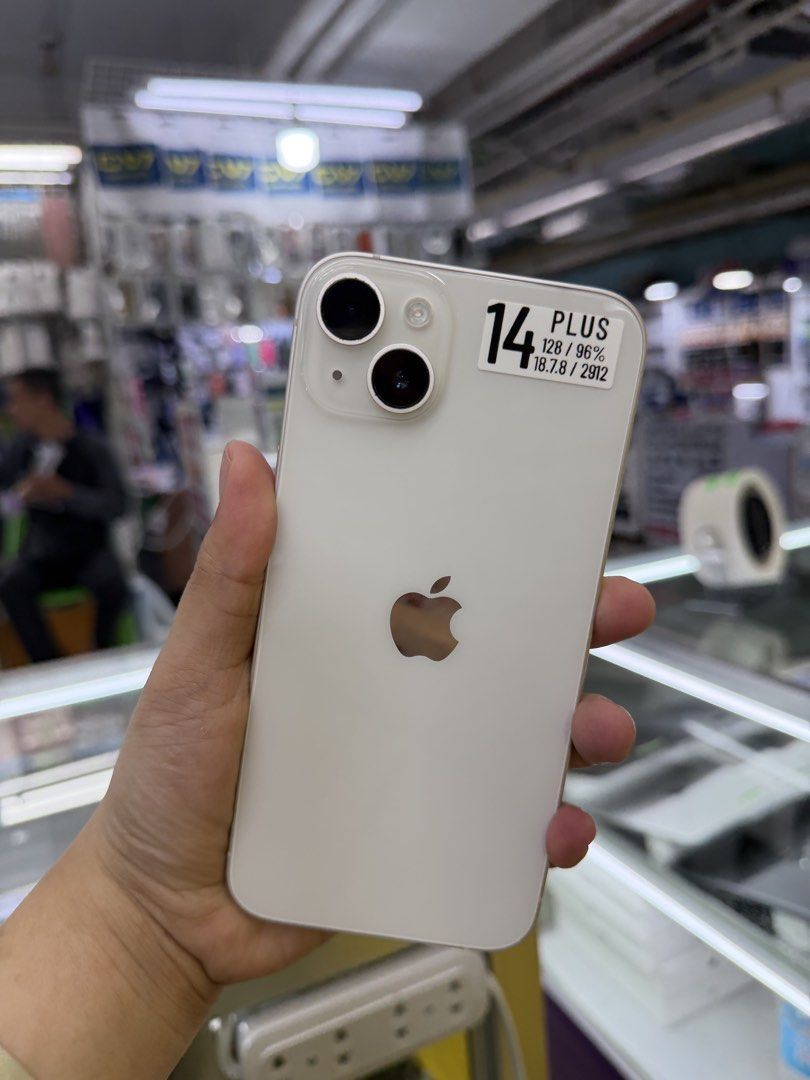 iPhone 14 Plus 128GB Factory Unlock No Issue Secondhand (Category: iPhone 14 Series) located in Pasig City. Submitted by FarAndRayShop (Listing ID 1459564224, Image 1). Description: OPEN FOR SWAP/SELLING/BUYING (RFS: Buy and Sell) Price: 24,499 iPhone 14 Plus 128GB •FACTORY UNLOCK •NO HIDDEN ISSUES •TEST TO SAWA •Authentic Phone Physical store in Greenhills Shopping Center XD-09 Stall Number Look For Rayray Or Anika NO CASH INSTALLMENT We are ope
