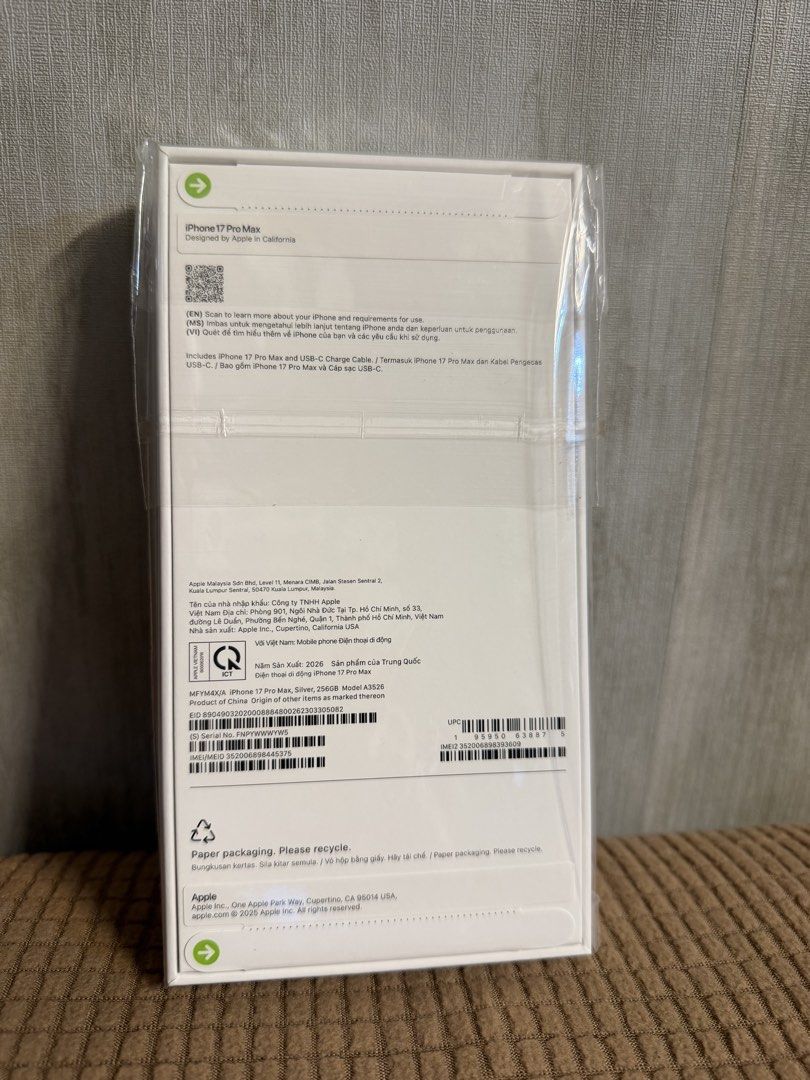 Iphone 17 pro max 256gb Brandnew Sealed (Category: iPhone 17 Series) located in Manila. Submitted by chigab22 (Listing ID 1459548006, Image 2). Description: Brandnew sealed.