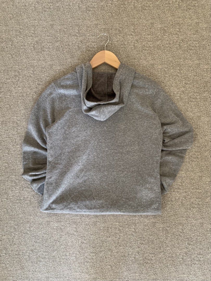 jacket Gap (Category: Coats, Jackets and Outerwear) located in Kuala Lumpur. Submitted by akmalimam11111 (Listing ID 1459582520, Image 3). Description: condotion 8/10 berminat pm.