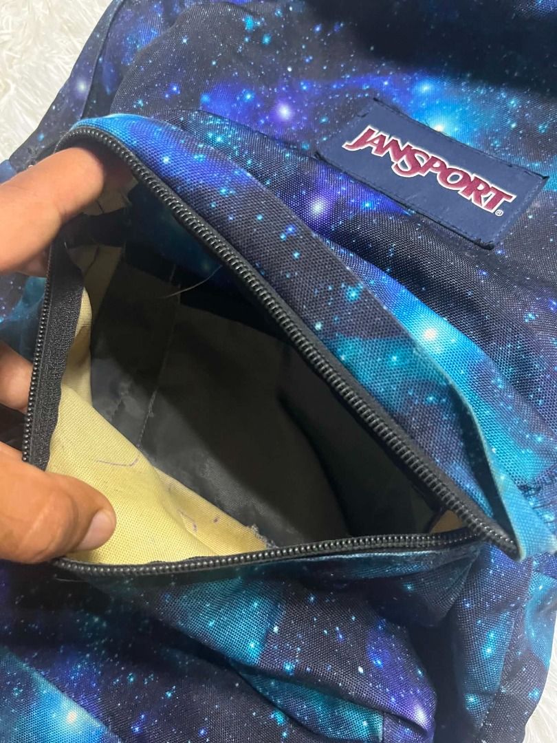 Jansport Galaxy Print Backpack (Category: Backpacks) located in Manila. Submitted by senggggg. (Listing ID 1459660944, Image 3). Description: good condition working zip need wash minimal sign of use .