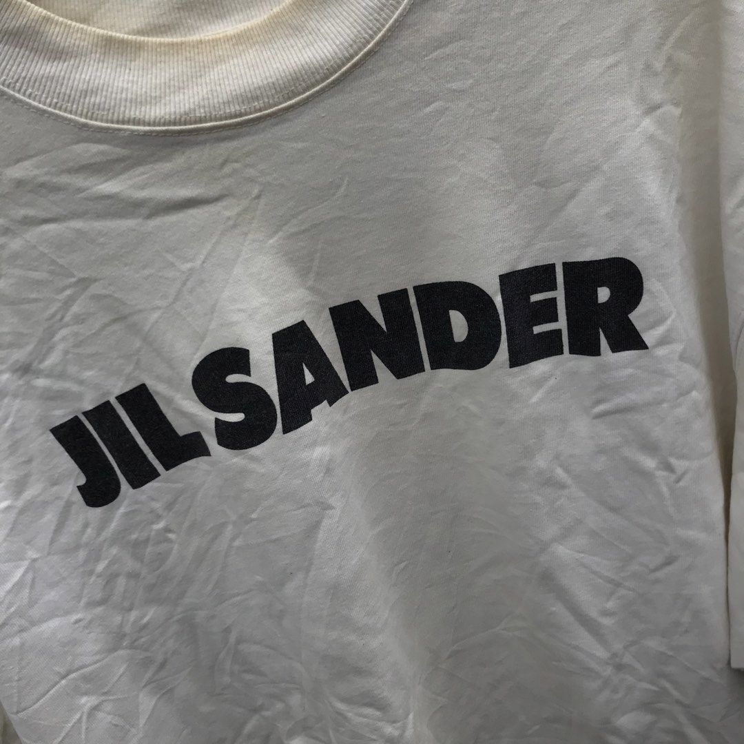 Jil Sander White Tee (Category: Tshirts & Polo Shirts ) located in Bulacan. Submitted by rage_against_stitches.ph (Listing ID 1459656308, Image 3). Description: W 27 L 21 excellent condition .