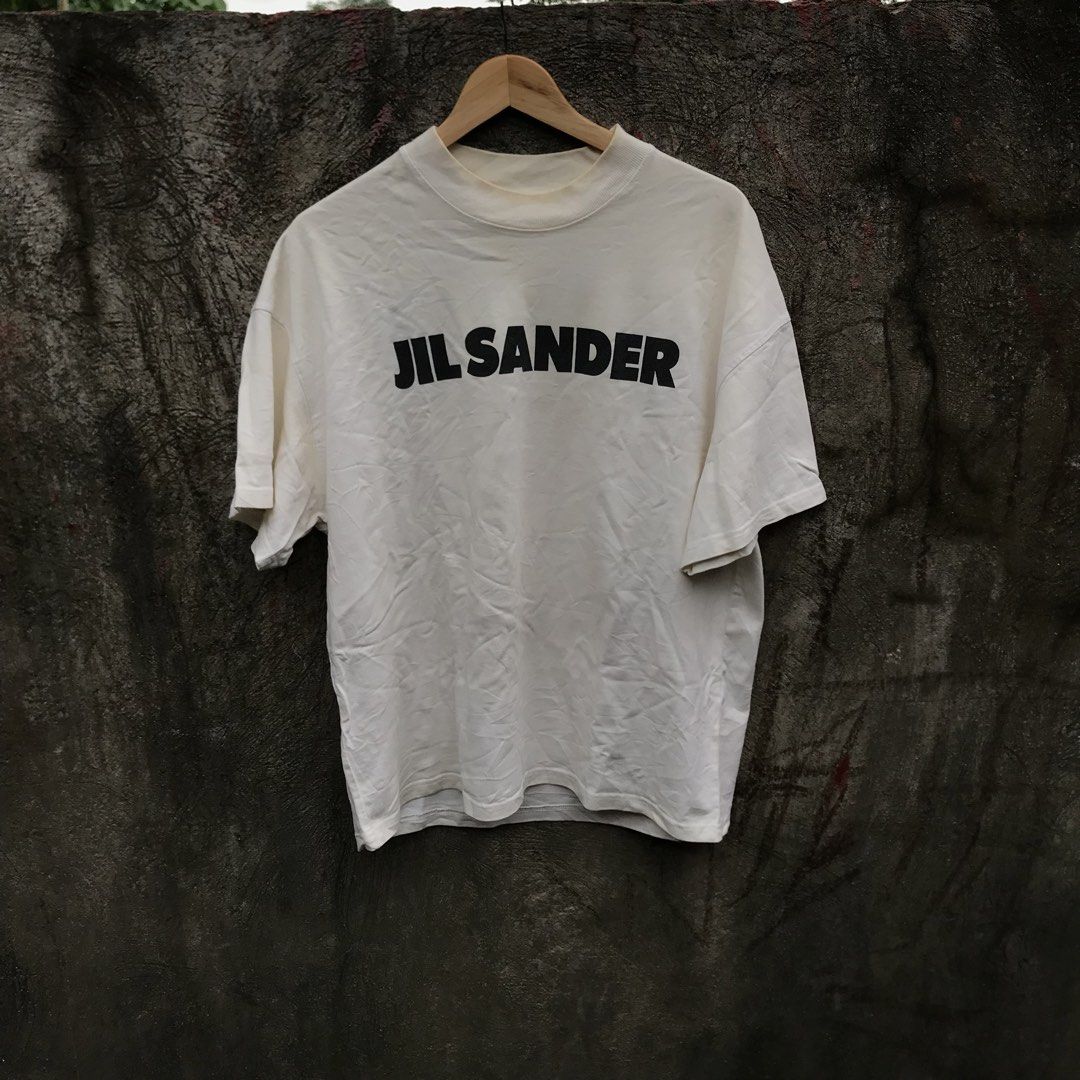 Jil Sander White Tee (Category: Tshirts & Polo Shirts ) located in Bulacan. Submitted by rage_against_stitches.ph (Listing ID 1459656308, Image 2). Description: W 27 L 21 excellent condition .