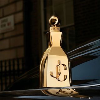 (Category: ) located in . Submitted by neomieperfumeshop (Listing ID 1458574335, Image 1). Description: .