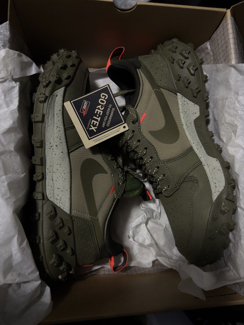 Jordan 1 Element Low A/T GORETEX (Category: Sneakers) located in Manila. Submitted by mr.suave (Listing ID 1459622524, Image 2). Description: Size US 10.5 Mens Good as new , with box and no issues Olive-Medium Khaki Colorway GORETEX.