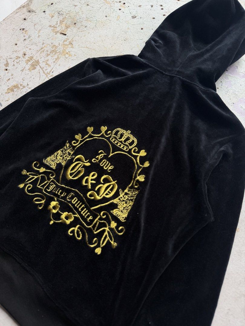 Juicy Couture (Category: Coats, Jackets and Outerwear) located in Quezon City. Submitted by macleen17 (Listing ID 1459619171, Image 3). Description: Juicy Couture Size L womes Excellent Condition Black Color Embroidery design .