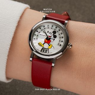 (Category: ) located in . Submitted by watchcollective (Listing ID 1385504201, Image 1). Description: .