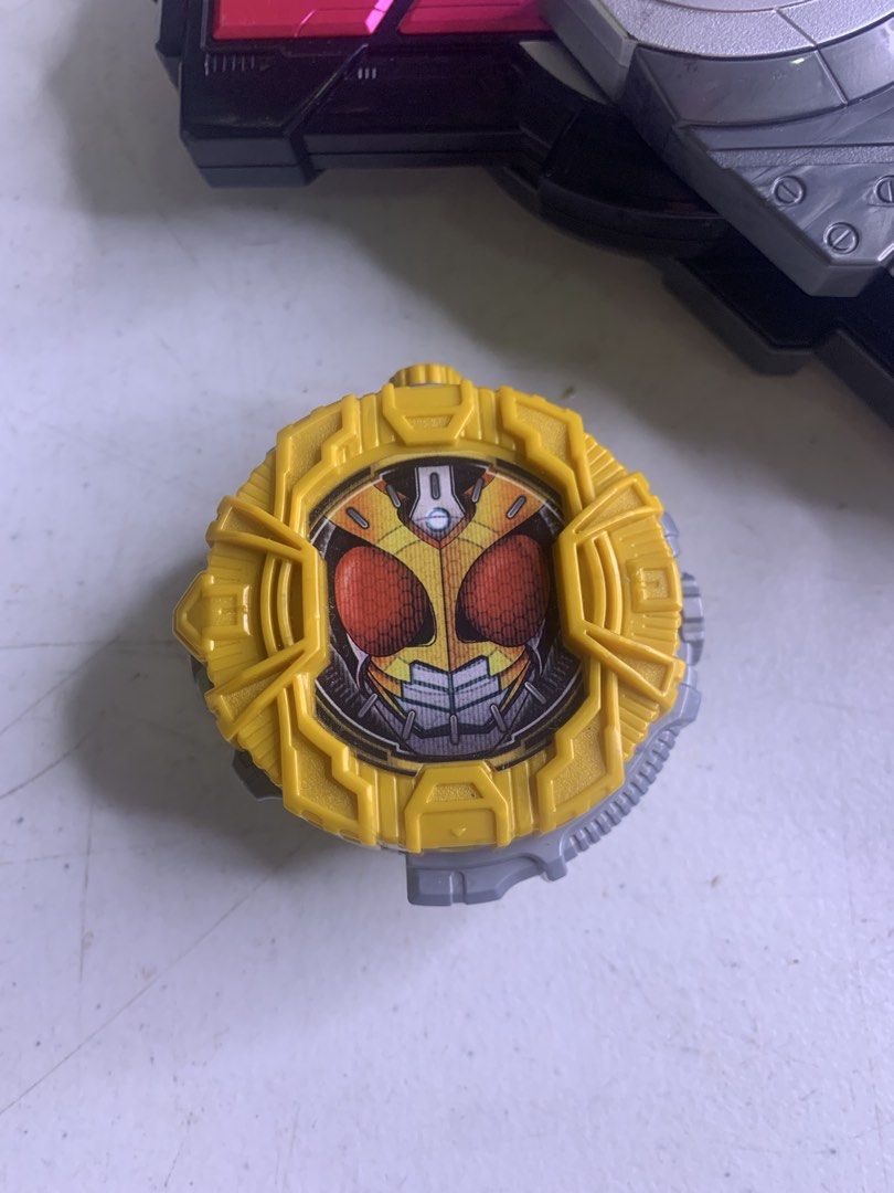 Kamen Rider DX Zi-O (Category: Action & Battle Toys) located in Carmona. Submitted by bihira (Listing ID 1459520555, Image 2). Description: Kamen Rider DX Zi-O - WYSIWYG - As is condition / used.