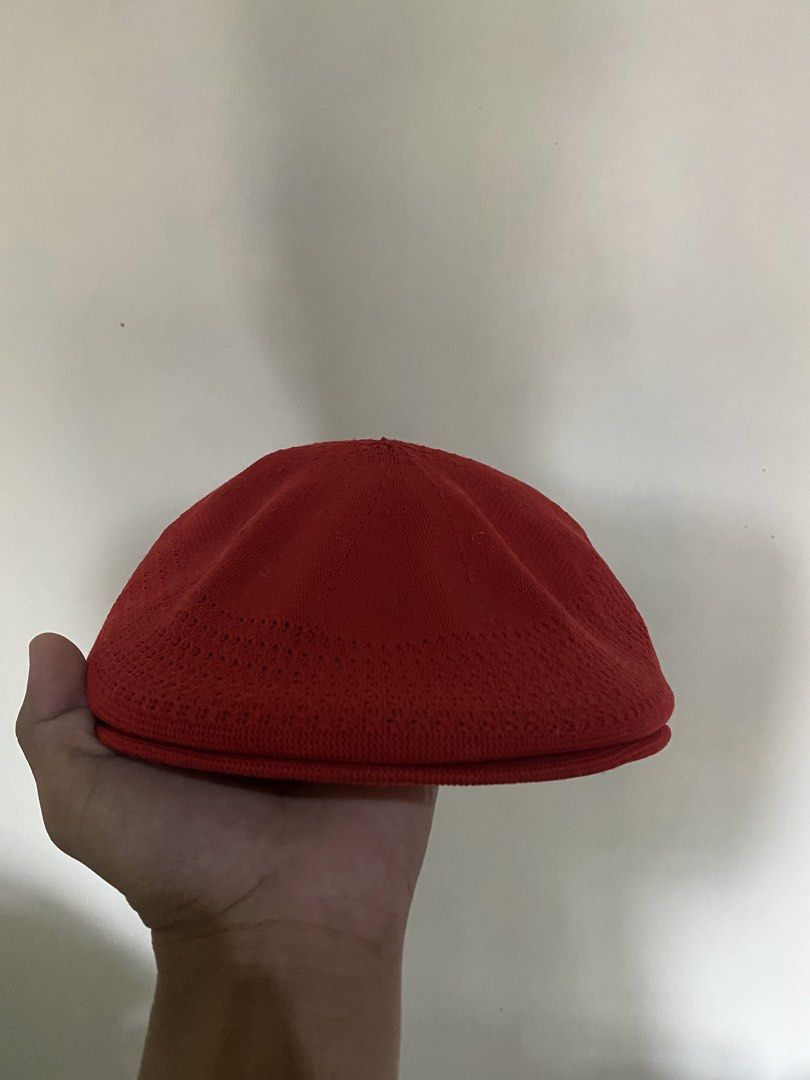 KANGOL BERET HAT (Category: Caps & Hats) located in Manila. Submitted by sonjothrift (Listing ID 1459534271, Image 3). Description: FS KANGOL BERET HAT Small to med fiitings -color 9/10 -need wash -good condi 550 nego.