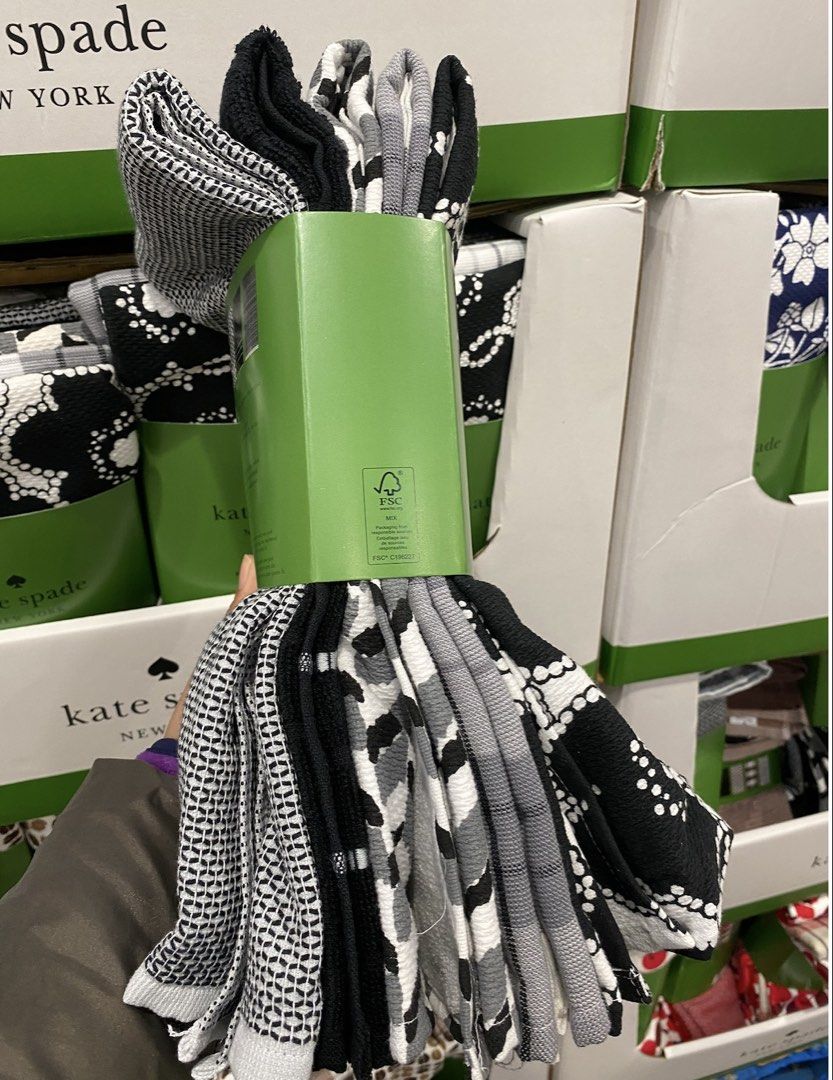 Kate Spade pack of 5 Kitchen Towels (Category: Bedding & Towels) located in Balungao. Submitted by kateee21 (Listing ID 1459666159, Image 3). Description: 📌📌📌 Available PINAS 🇵🇭 ON HAND 🛳 Shipped from Canada 🇨🇦 to Philippines 🇵🇭 via sea cargo 📦; Local Shipping fee c/o buyer ✅ ONLY 1 (ONE) LEFT IN STOCK.