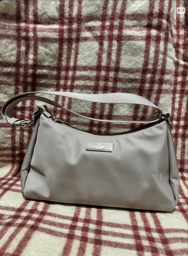 Kate spade shoulder bag taupe (Category: Shoulder Bags) located in San Pedro. Submitted by am06_ (Listing ID 1459564828, Image 1). Description: Pm for more pictures Negotiable.
