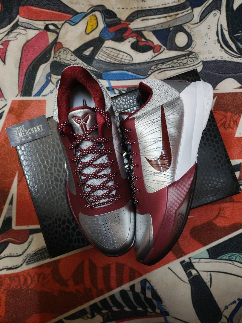 Kobe 5 Lower Merion Aces (Category: Sneakers) located in Marikina City. Submitted by tm_harley (Listing ID 1459568786, Image 1). Description: 🚨Kobe 5 Lower Merion Aces Size 6y - 8,995 only! Size 8m - 16,495 only! Size 9 / 9.5m - 17,995 only! Size 10m - 21,995 only! Size 11.5m - 23,995 only! Limited pairs only available Send a DM for inquiries 📩 FB: Harley Villa FB Page: The Merchant - Kicks and Collectibles 📌Marikina City Location.