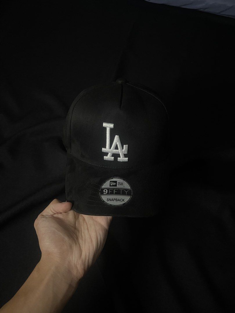 L.A SUADE BLACK SNAPBACK (Category: Caps & Hats) located in Mandaluyong City. Submitted by adapparelandtech (Listing ID 1459687061, Image 3). Description: L.A SUADE BLACK SNAPBACK 699 php • BRAND NEW TOP GRADE • PAYMENT FIRST • SHIPMENT VIA JNT/LALAMOVE • RESERVATION FOR ONLY 2-3 DAYS.