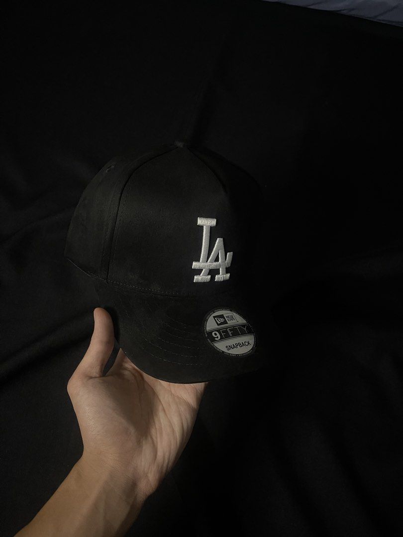 L.A SUADE BLACK SNAPBACK (Category: Caps & Hats) located in Mandaluyong City. Submitted by adapparelandtech (Listing ID 1459687061, Image 1). Description: L.A SUADE BLACK SNAPBACK 699 php • BRAND NEW TOP GRADE • PAYMENT FIRST • SHIPMENT VIA JNT/LALAMOVE • RESERVATION FOR ONLY 2-3 DAYS.