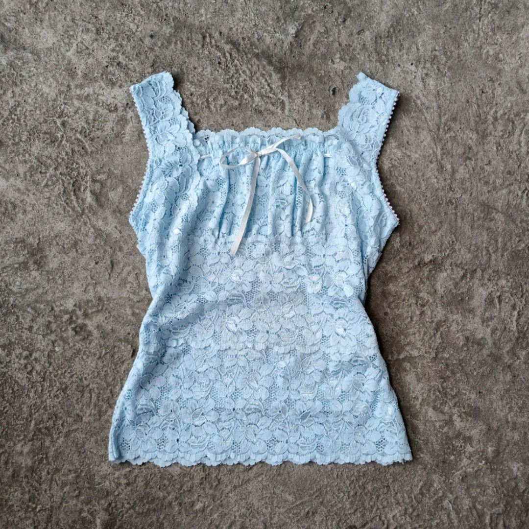 Lace Top (Category: Others Tops) located in Pasig City. Submitted by justnicz (Listing ID 1459552318, Image 1). Description: no flaw! .