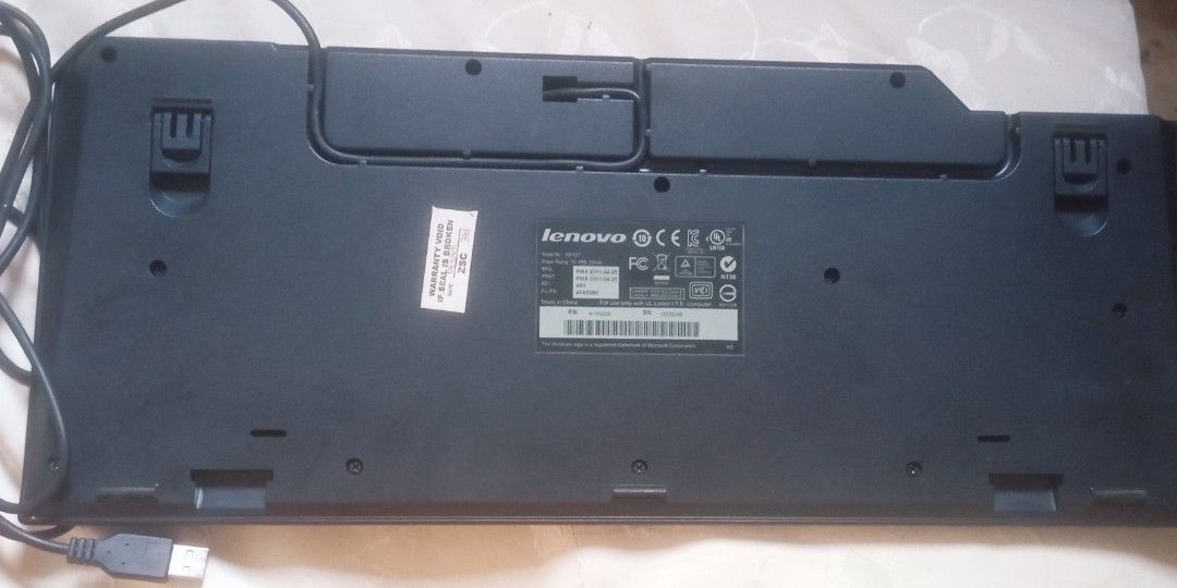 Lenovo Keyboard (Category: Computer Keyboard) located in Manila. Submitted by aasam_7c5684 (Listing ID 1459635845, Image 2). Description: .
