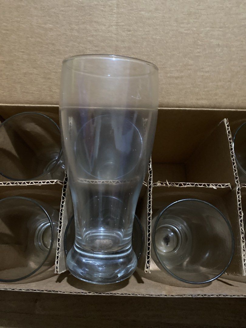 Libbey 8 Piece Pub Set Pilsner Glasses (Category: Dinnerware & Cutlery) located in Taguig. Submitted by cosmickindle (Listing ID 1459566220, Image 2). Description: - Set of 8 Libbey Pilsner Pub Glasses - Original box included - Ideal for serving beer or other beverages - RFS: Not using it **First to pay gets it.** **Please manage your expectations.**.