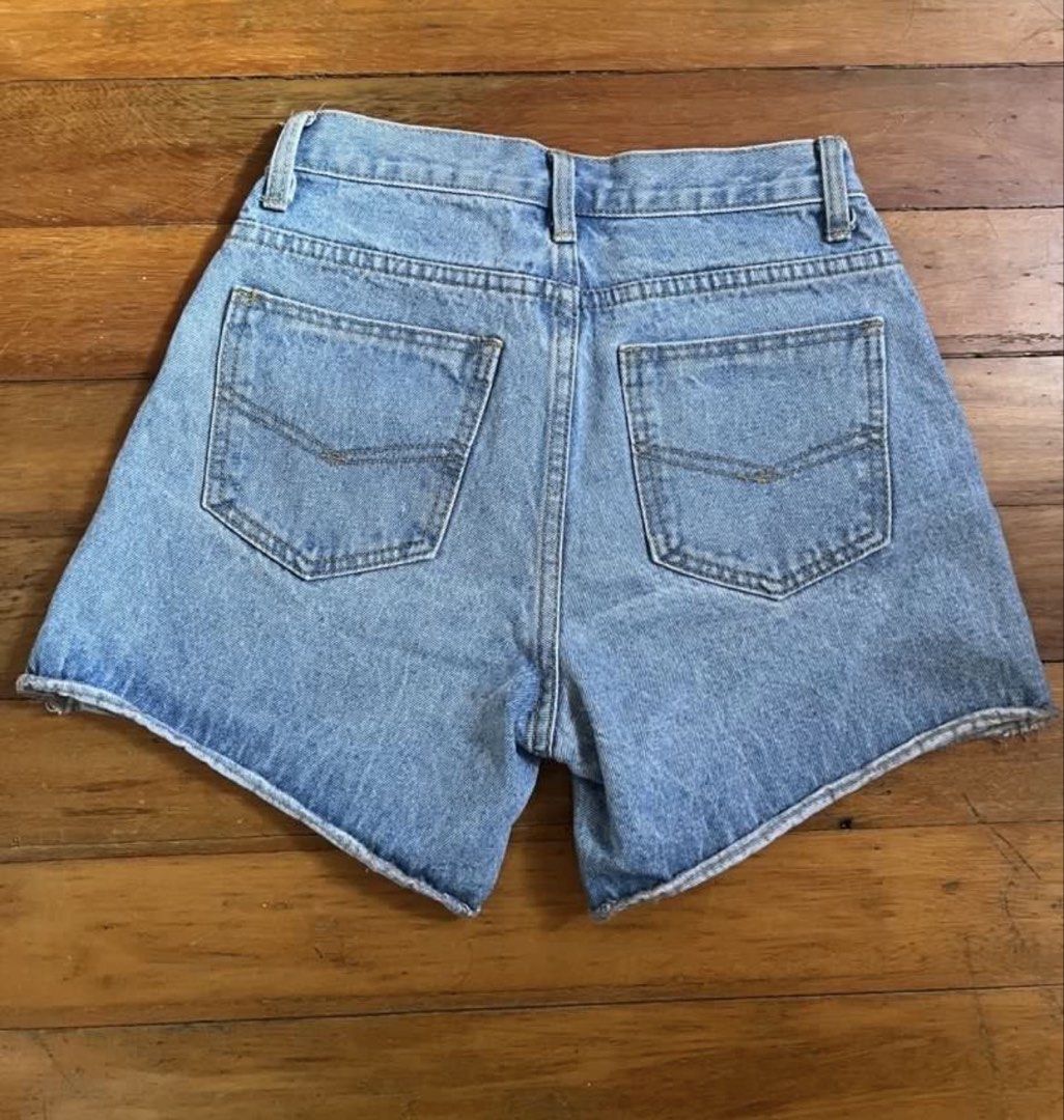 Light Wash Denim Cut-Off Shorts (Category: Shorts) located in Bulacan. Submitted by ladyjagged (Listing ID 1459625367, Image 2). Description: size: 25 Length: 13 in - Midwaist - Preloved; washed and clean - No issues, Barely Used - Hard Denim.