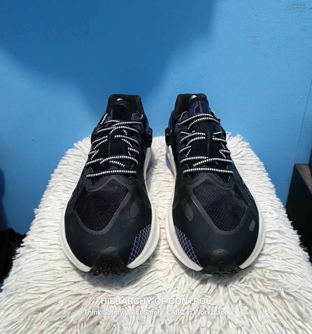Li-Ning Wind Ranger Essential Black Purple (Category: Sneakers) located in Lapu Lapu. Submitted by ehb4283ootd (Listing ID 1459618464, Image 3). Description: RFS: Decluttering Original. Preloved. Proven shipping nationwide. Accept Gcash payment. Located in Lapu-Lapu City Cebu..