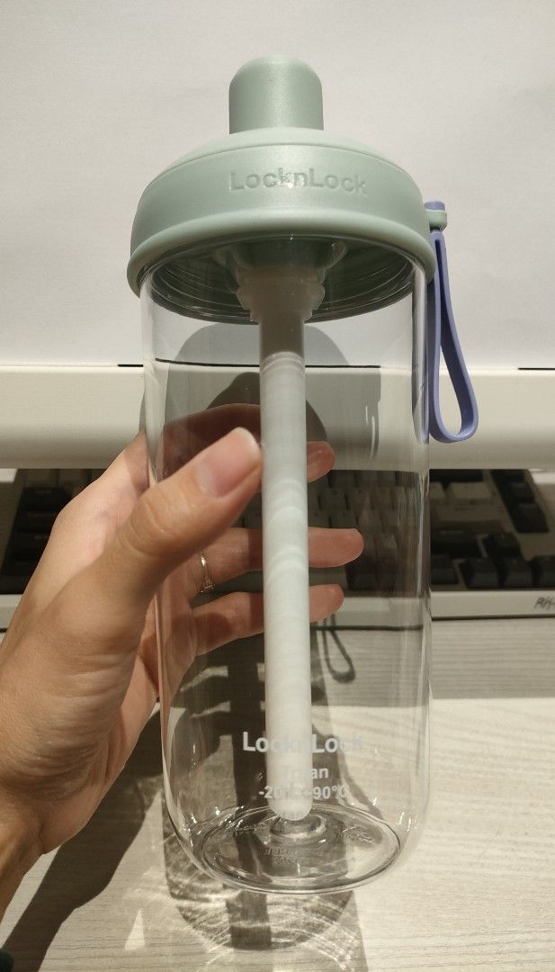 LocknLock Milk Tea Bottle in Mint (Category: Water Bottles & Tumblers) located in Paranaque City. Submitted by nis.declutters (Listing ID 1459662768, Image 3). Description: Bought from Lock&Lock. 700ml milk tea bottle with straw in the color Mint. Made of Tritan with a silicone strap. Super cute! Bought it to give as a gift but that didn't pan out. .