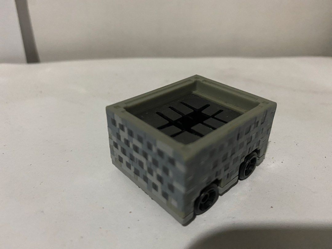 Loose Hot Wheels Screen Time - Minecraft Minecart (Category: Vehicle & Diecast Models) located in Paranaque City. Submitted by raon19 (Listing ID 1332631409, Image 3). Description: Hot Wheels Screen Time Minecraft Minecart to be sold at PHP100. Legitimate Hot Wheels Product. Minor scratches and/or paint chips may be found on the vehicle. Please manage your expectations. Payment via GCash or BPI. Meet-up within Merville Subdivision, Paranaque and 
