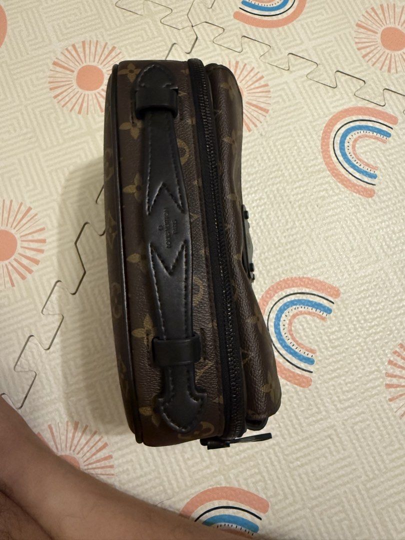 Louis Vuitton Monogram Canvas Crossbody Bag (Category: Luxury Bags & Wallets) located in Pasay City. Submitted by kevinsu96144206 (Listing ID 1459607440, Image 3). Description: Purchased from Solaire Casino in Pasay City, original price 160+k. canvas and interior, slight sign of wear on the buckle paint Inclusions: Dust bag & Box&Receipt.