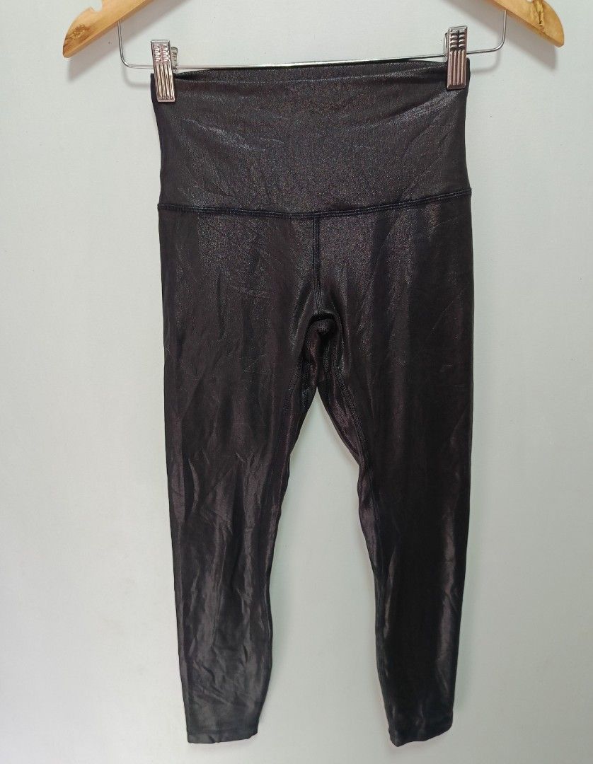Lululemon align high rise shine leggings dot 4 (Category: Activewear) located in San Jose del Monte. Submitted by qu4litees (Listing ID 1459536380, Image 2). Description: excellent size 4 +sf.