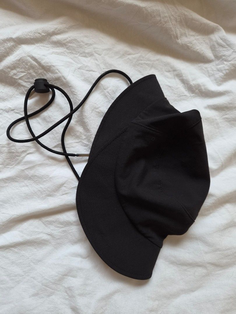 Lululemon Bucket Hat Black (Category: Hats & Beanies) located in Las Pinas. Submitted by storage485 (Listing ID 1459525651, Image 2). Description: - Black Lululemon bucket hat - Size XS/S - Adjustable drawstring with toggle for a secure fit - Iconic Lululemon logo on the front - Made in Vietnam.