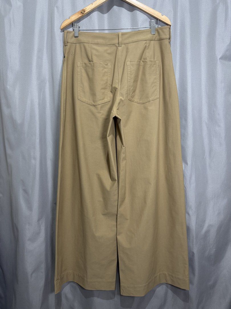 Lululemon City Sleek Utilitech Extra Wide Leg Pants (Category: Jeans) located in Meycauayan. Submitted by itstimothrifts (Listing ID 1459649623, Image 1). Description: Lululemon City Sleek Utilitech Extra Wide Leg Pants Excellent Condition Cut maintag L on tag Actual Width 34 Length 43 Leg Opening 12 Front Rise 14 .