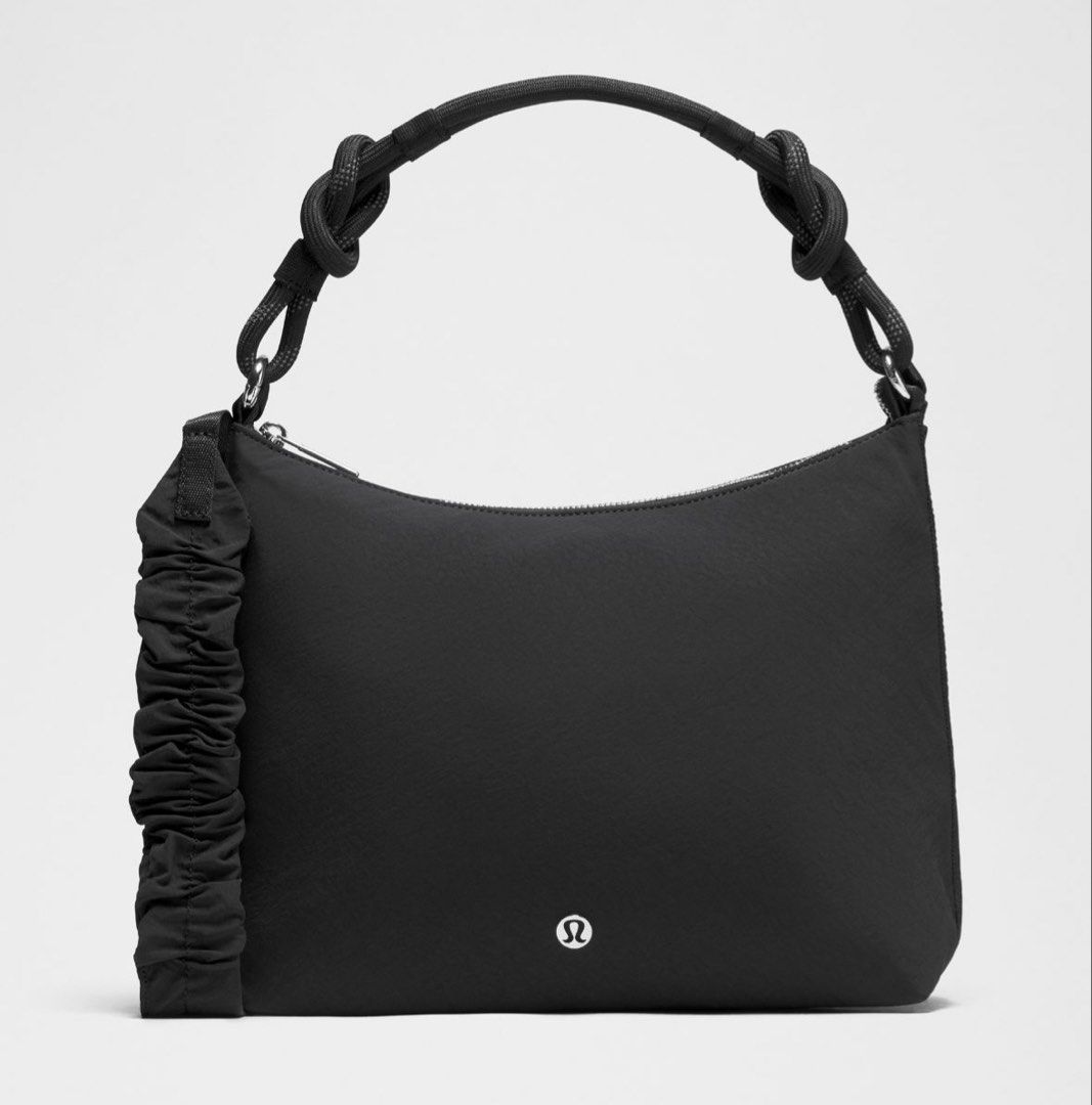 Lululemon Convertible Ruched Bag 6.5L (Category: Cross-body Bags) located in San Juan, La Union. Submitted by clothedbyaya (Listing ID 1459627796, Image 1). Description: ✨ CANADA PRE-ORDER PASABAY ✨ 📌 Order Details & Payment Terms Deposit: 60% Downpayment required to reserve your item Balance: Remaining balance payable within 2 months Dispatch: Item will be shipped immediately once fully paid 🚚 Shipping Options FREE Air Cargo: via LBC (Pouch si
