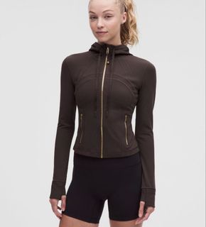 (Category: ) located in . Submitted by clothedbyaya (Listing ID 1459625764, Image 1). Description: .