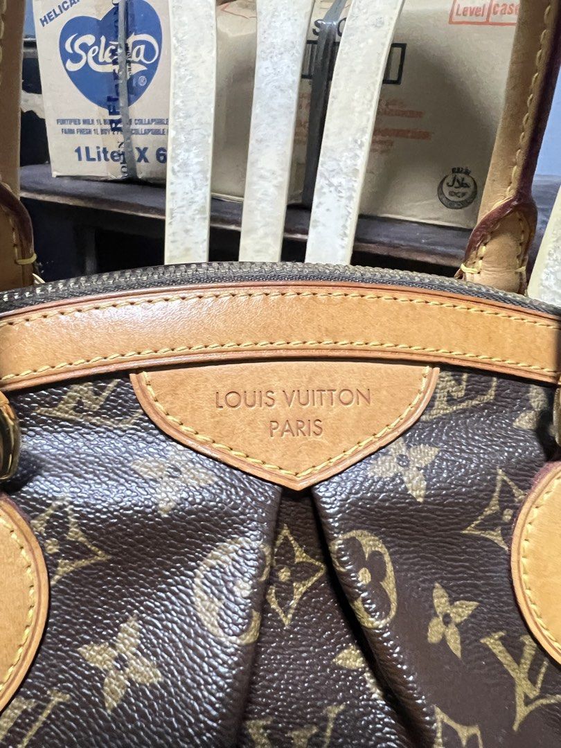 LV TIVOLI authentic (Category: Luxury Bags & Wallets) located in General Trias. Submitted by luxfinds2019 (Listing ID 1459602694, Image 2). Description: Lv monogram Tivoli Authentic 💯 W dustbag Pm.