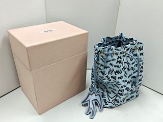 （分類：）位於 。 由 tsangkahei32427 提交（商品編號 1459574897，圖片 1）。簡介： 。