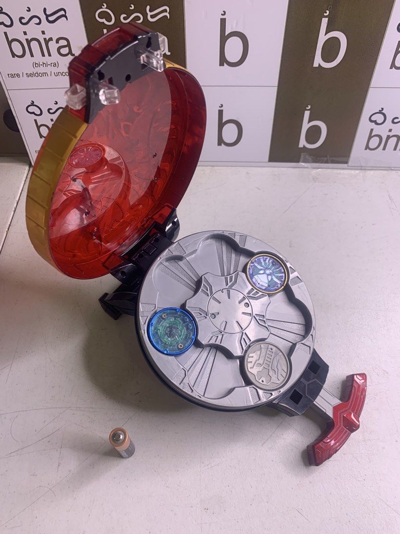 Masked Rider OOO Taja Spinner (Category: Action & Battle Toys) located in Carmona. Submitted by bihira (Listing ID 1459518732, Image 2). Description: Masked Rider OOO Taja Spinner - WYSIWYG - Tested Working - As is / used.
