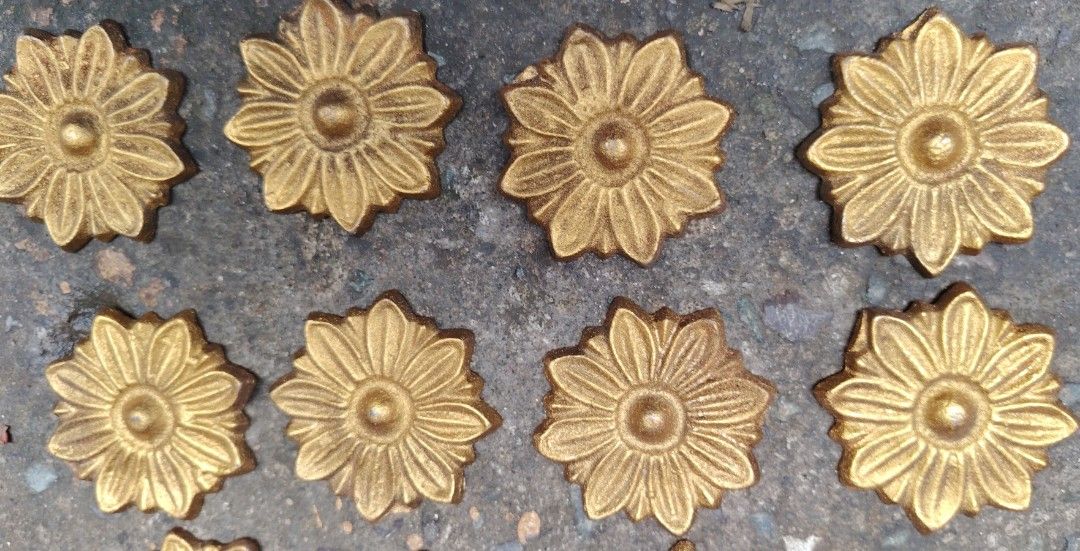 Metal cast iron Design (Category: Cookware & Accessories) located in Caloocan City. Submitted by zenmountain-d8b1c0 (Listing ID 1459558460, Image 3). Description: Cod.