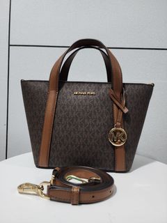 (Kategori: ) berada di . Dikirim oleh annisarisa (ID iklan 1459553609, Gambar 1). Deskripsi: .