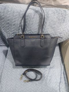 (Category: ) located in . Submitted by kluxurychoices (Listing ID 1459630390, Image 1). Description: .