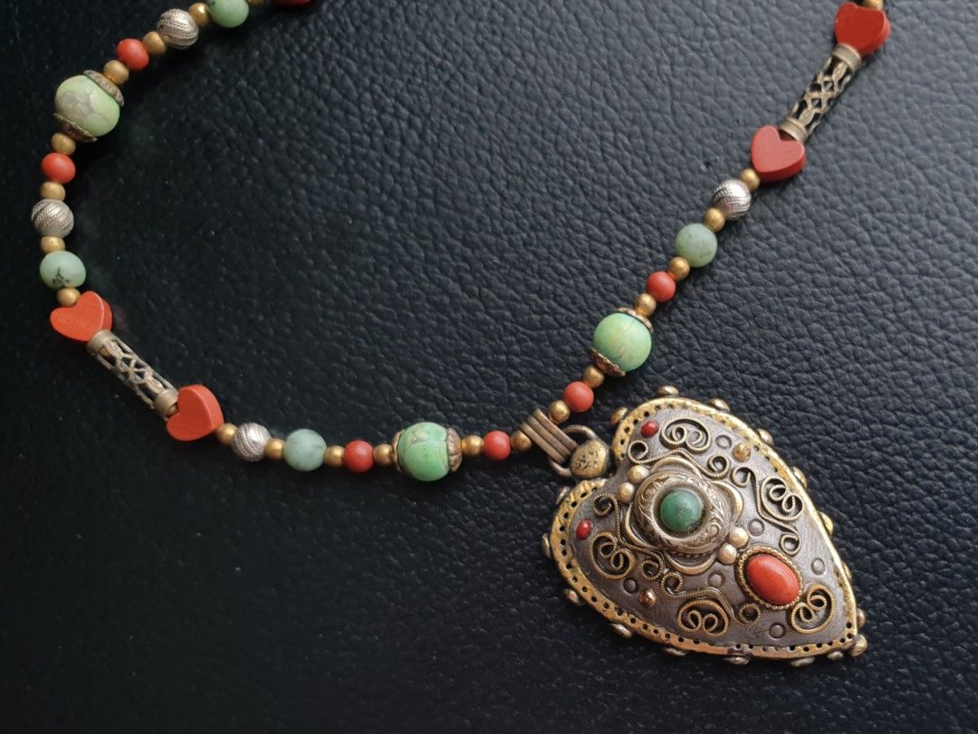 Michal Golan Designer Necklace (Category: Necklaces) located in Quezon City. Submitted by WasalakTwo (Listing ID 1459651194, Image 3). Description: Bought in Japan Goodcondition Complete stones Open for delivery nationwide.