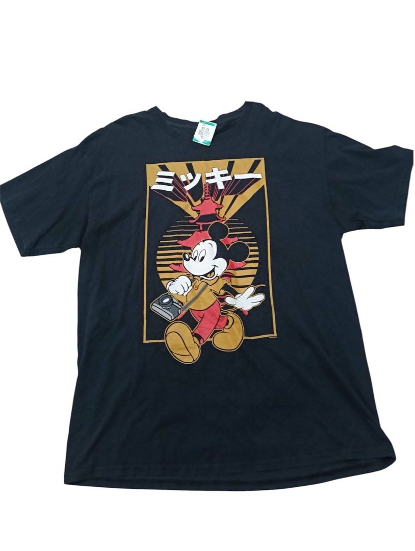Mickey Black T- Shirt (Category: Tshirts & Polo Shirts ) located in Manila. Submitted by rarefindsgallery (Listing ID 1459597508, Image 1). Description: Size: Large.